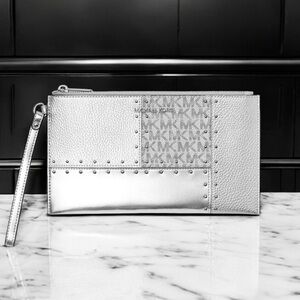 NWT $328 Michael Kors Jet Set Travel Large Studded Metallic Patchwork Wristlet